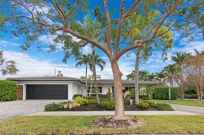 2830 NW 12th Ave 1