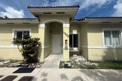 13240 OLD BISCAYNE DR. #1702 1