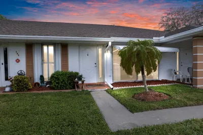 122 Lakes End Drive #C 1