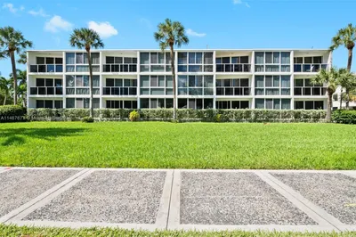 1 Harbour Way #203 1