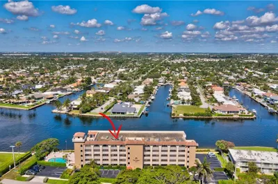 985 SE 19 Avenue #204 1