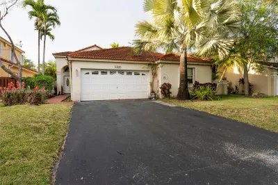 11827 SW 90th Ter 1