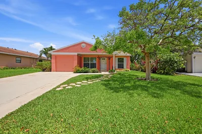 8131 Country Park Drive 1