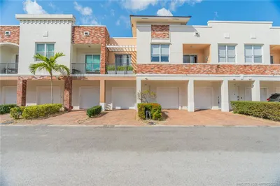 10560 SW Stephanie Way #1-208 1