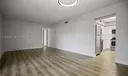 370 E Laurel Dr #3 E Photo
