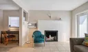 Apt 2