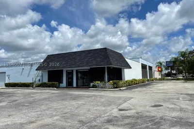 1771 S State Road 7 1