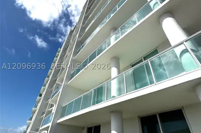 2525 SW 3rd Ave #903 1