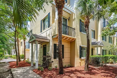 3817 NW 5th Terrace 1