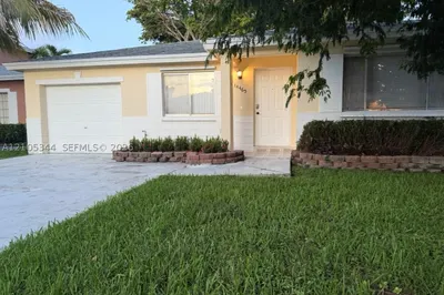 14465 SW 139th Ave Cir E 1