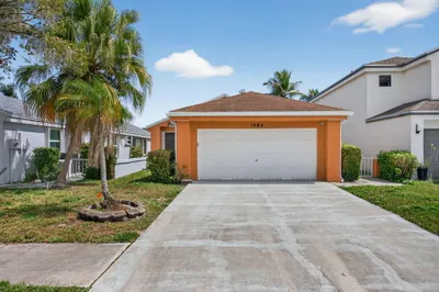 1960 NW 34th Avenue 1