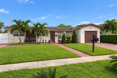 7050 SW 5th Ct 0 1