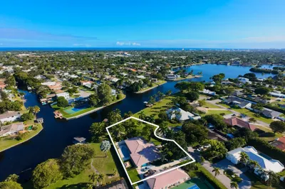937 SW 34th Court 1