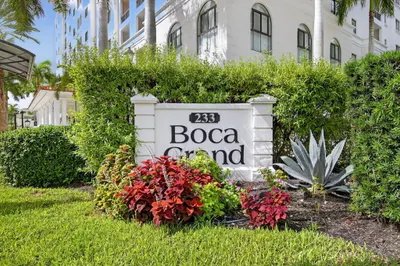 233 S FEDERAL Highway #623 1