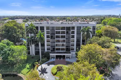 5951 WELLESLEY PARK Drive #405 1