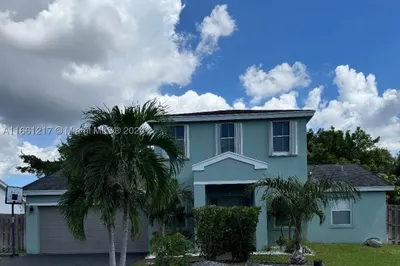 5224 NW 94th Ter 1