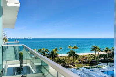 10201 Collins Ave #611 1