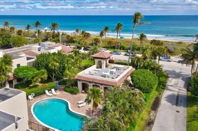 Pool/Ocean View