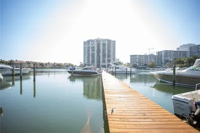 Dock