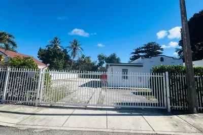 6959 NW 4th Ave 1
