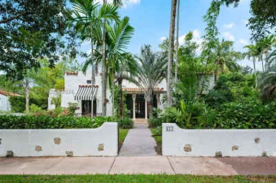 811 Navarre Ave 1