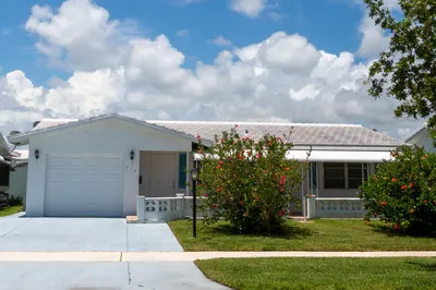 715 SW 18th Street 1