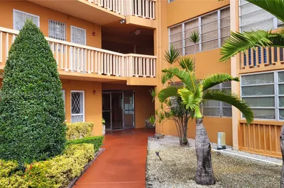 1591 NE Miami Gardens Dr #306 1