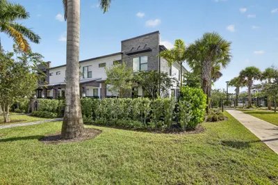 765 NW 84th Terrace 1