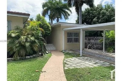 800 SW 25th Rd 1