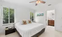 301 Hampton Ln Photo