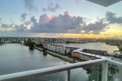 1351 NE Miami Gardens Dr #1514E 1