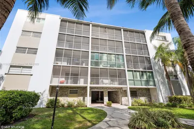 301 Sunrise Dr #3BW 1
