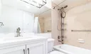 209 Mansfield E Photo