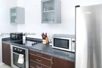 130 3rd St #104 1
