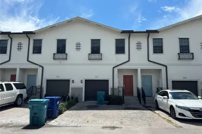 721 SW 11th St 0 1