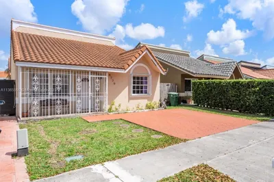 8779 NW 108th St 1