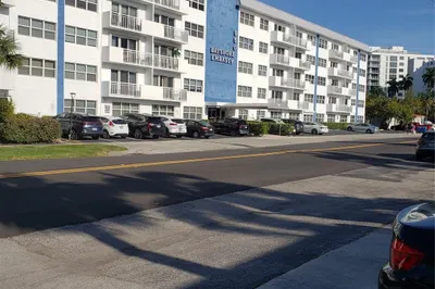 550 Bayshore Drive #312 1