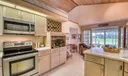 91 Fairview W Photo