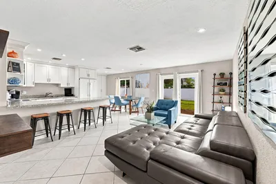 7804 SW 6th Court 1