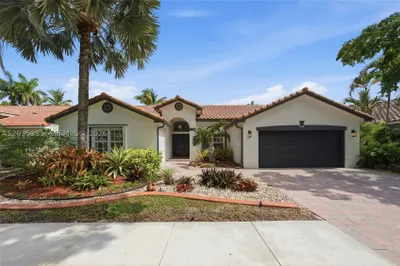 1975 Water Ridge Dr 1