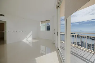 2475 Brickell Ave #1807 1