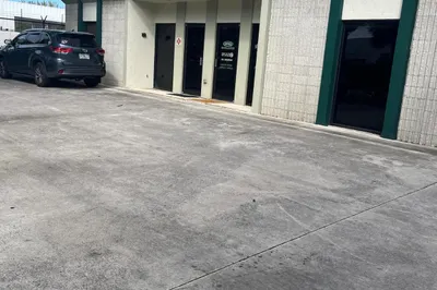 360 Business Parkway 1 Way #1 1