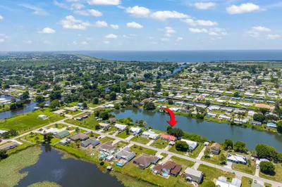 2546 SE 27th Street 1