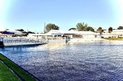 900 SW 11th Ave #17C 1