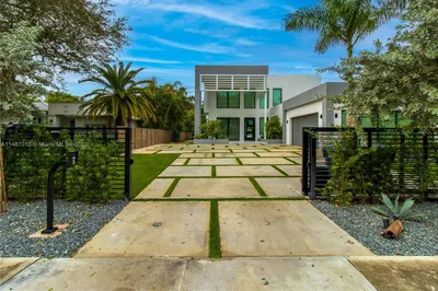 7630 SW 58th Ave 1