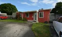 890 E 38th St Photo