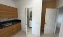 621 E 52nd St #W Photo