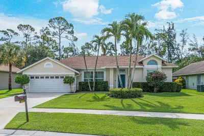 3823 Woods Walk Boulevard 1