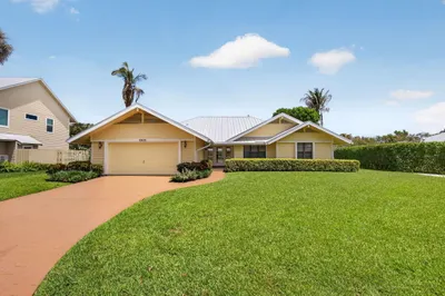 10420 SE Jupiter Narrows Drive 1