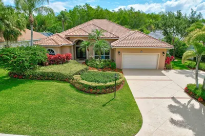 40 Cayman Place 1